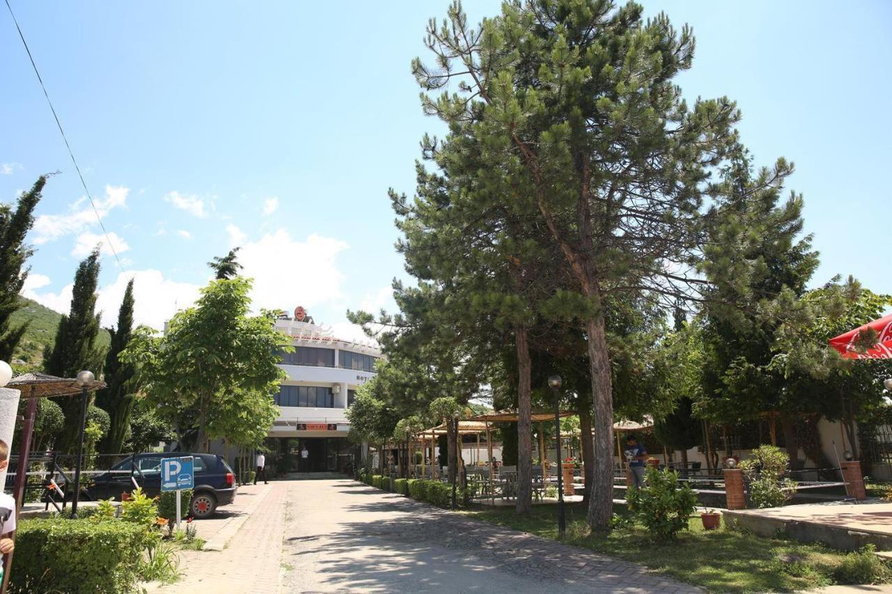 Sirena Hotel Tushemisht 外观 照片