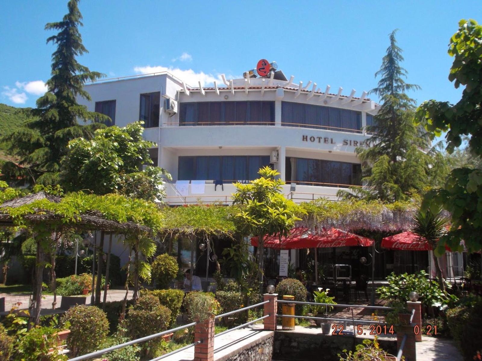 Sirena Hotel Tushemisht 外观 照片
