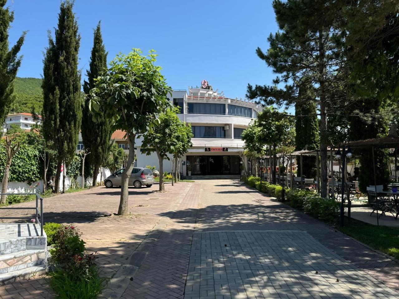 Sirena Hotel Tushemisht 外观 照片