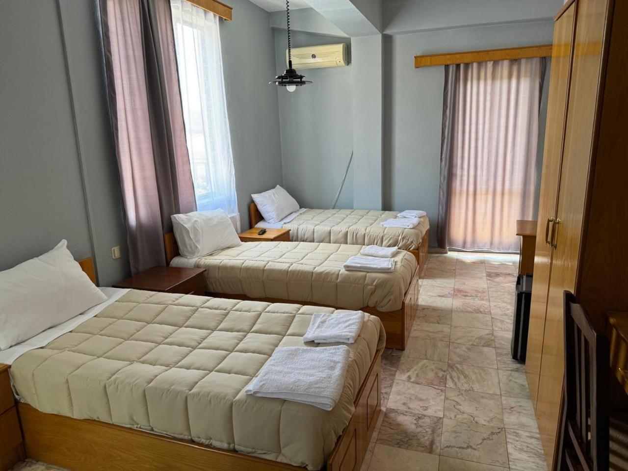 Sirena Hotel Tushemisht 外观 照片